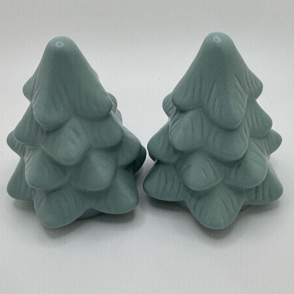 Green Pine Tree S&P Set Christmas or All Year
